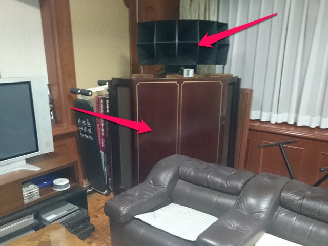 部屋にあったスピーカー